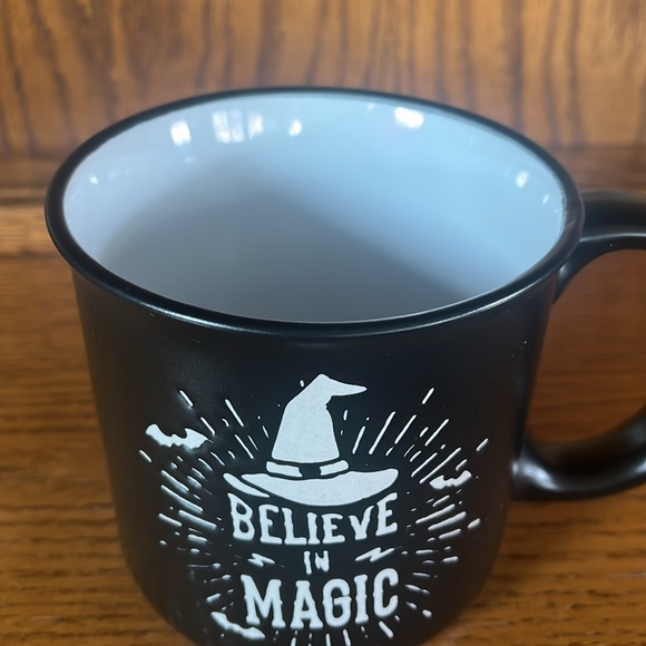 Believe in Magic coffee mug - Picture 2 of 2